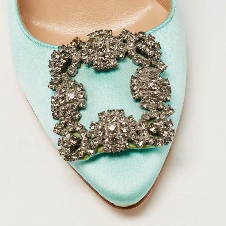 مملوكة مسبقًا Manolo Blahnik Turquoise Satin Hangisi Pumps Size 36