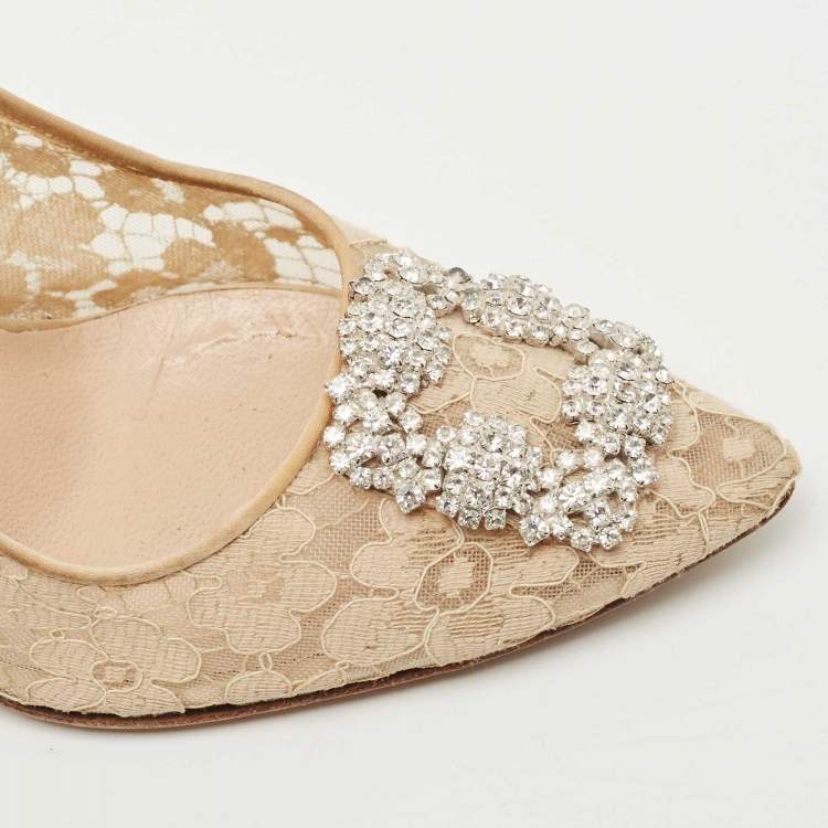 Pre Owned Manolo Blahnik Beige Lace and Satin Hangisi Pumps Size 40