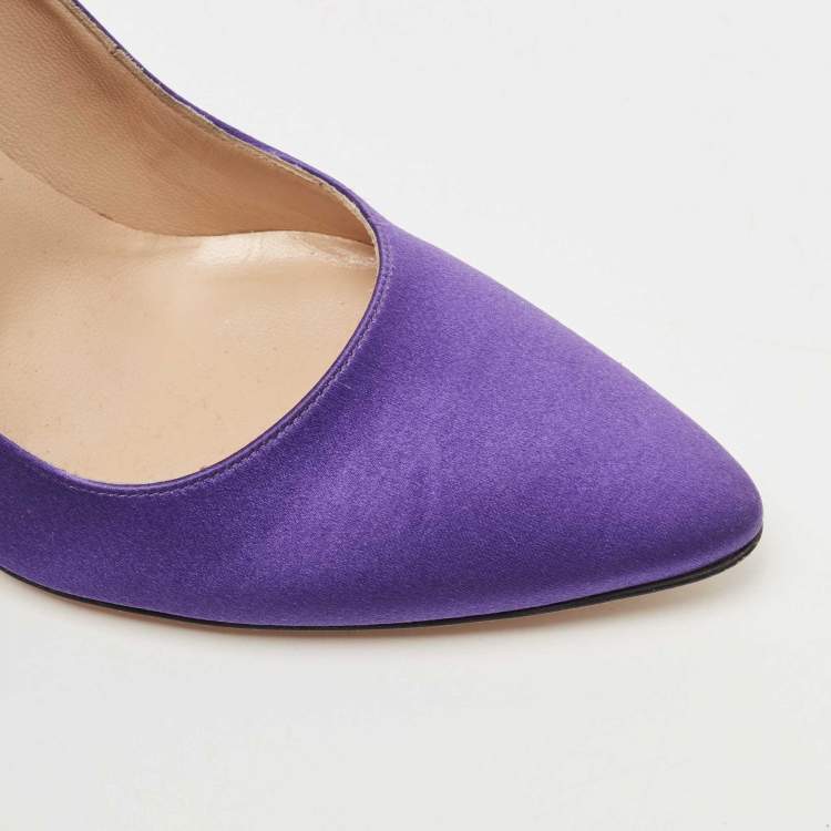 مملوكة مسبقًا Vetements x Manolo Blahnik Purple Satin Pumps Size 38.5