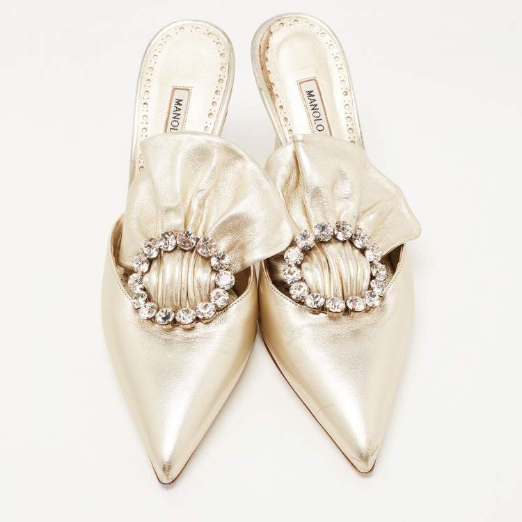 Pre Owned Manolo Blahnik Metallic Gold Leather Crystal Embellished Mules Size 38.5     