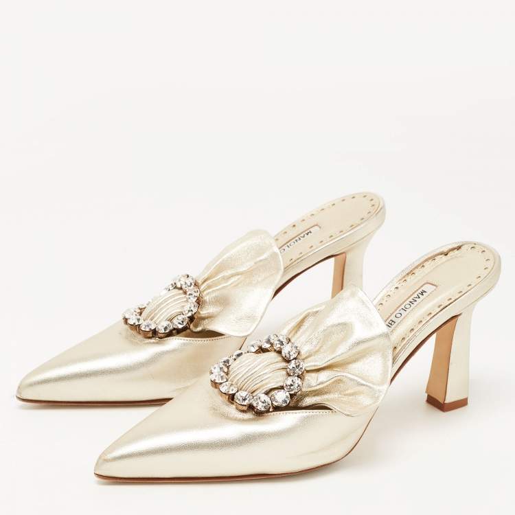 Pre Owned Manolo Blahnik Metallic Gold Leather Crystal Embellished Mules Size 38.5     