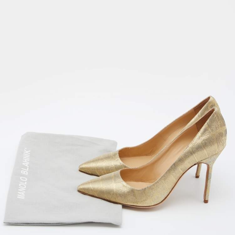 Pre Owned Manolo Blahnik Gold Lurex Fabric BB Pumps Size 38