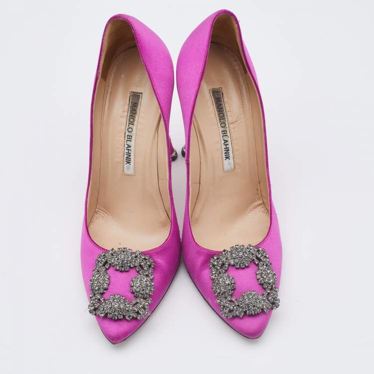 مملوكة مسبقًا Manolo Blahnik Pink Satin Hangisi Pumps Size 36