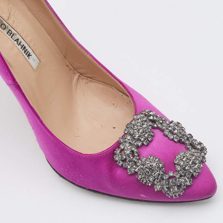 مملوكة مسبقًا Manolo Blahnik Pink Satin Hangisi Pumps Size 36