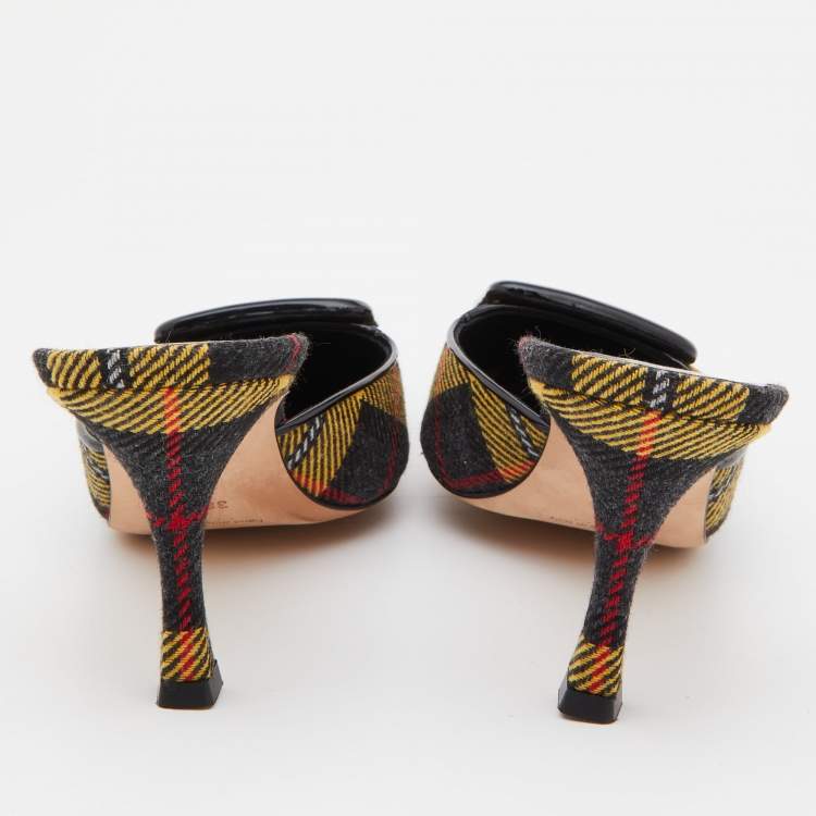 Pre Owned Manolo Blahnik Multicolor Stripe Canvas Maysale Mules Size 38.5