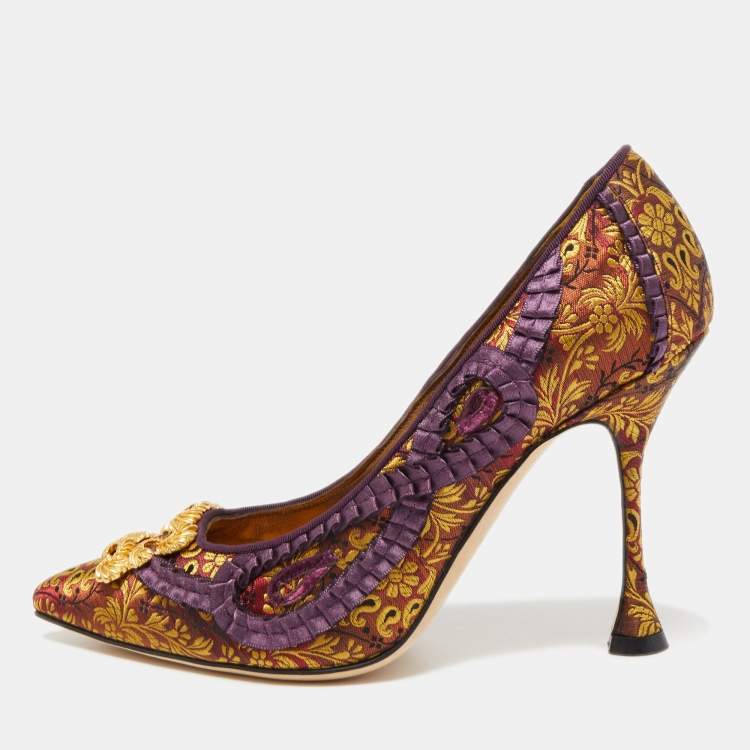 مملوكة مسبقًا Manolo Blahnik Multicolor Brocade Fabric Hangisi Pointed Toe Pumps Size 36