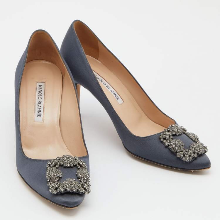 Pre Owned Manolo Blahnik Grey Satin Hangisi Pumps Size 37.5