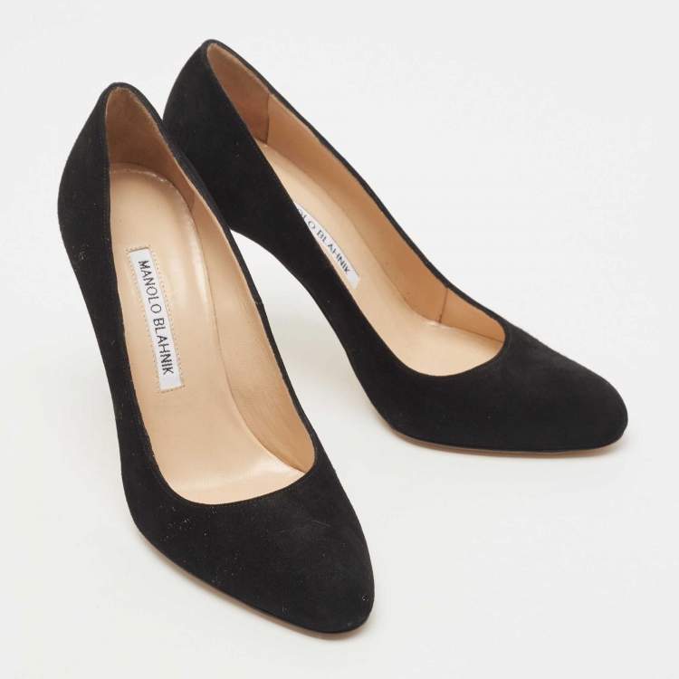 Pre Owned Manolo Blahnik Black Suede Round Toe Pumps Size 36