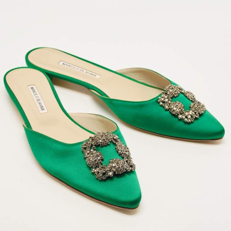Pre Owned Manolo Blahnik Green Satin Hangisi Crystal Embellished Flat Mules Size 42
