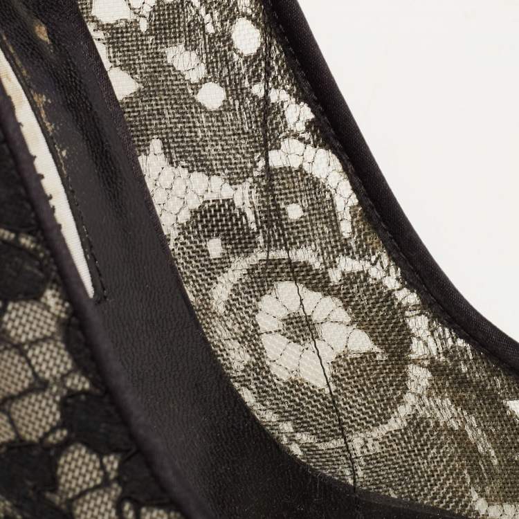 Pre Owned Manolo Blahnik Black Lace and Satin Hangisi Pumps Size 36