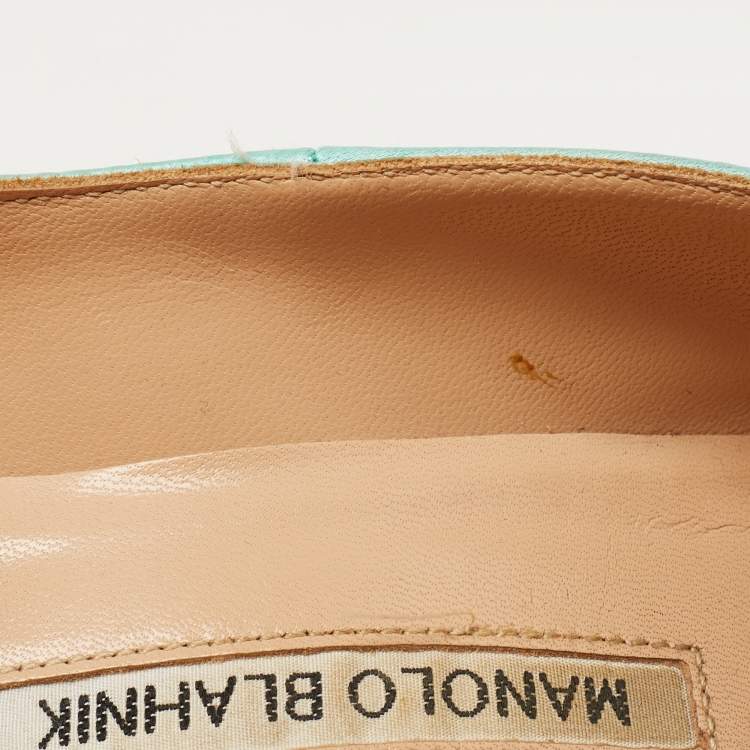 Pre Owned Manolo Blahnik Turquoise Satin Hangisi Pumps Size 38