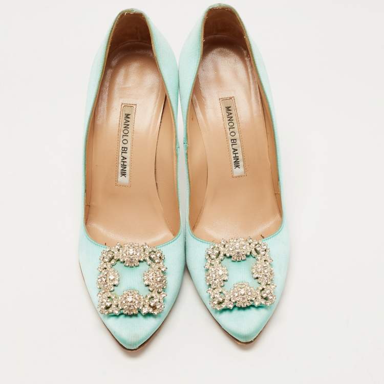 Pre Owned Manolo Blahnik Turquoise Satin Hangisi Pumps Size 38