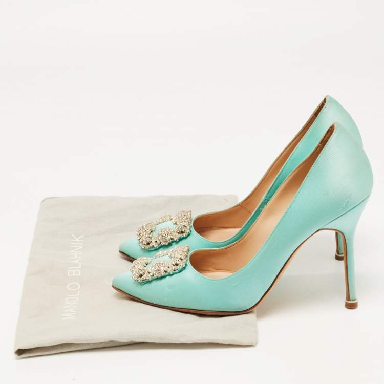 Pre Owned Manolo Blahnik Turquoise Satin Hangisi Pumps Size 38