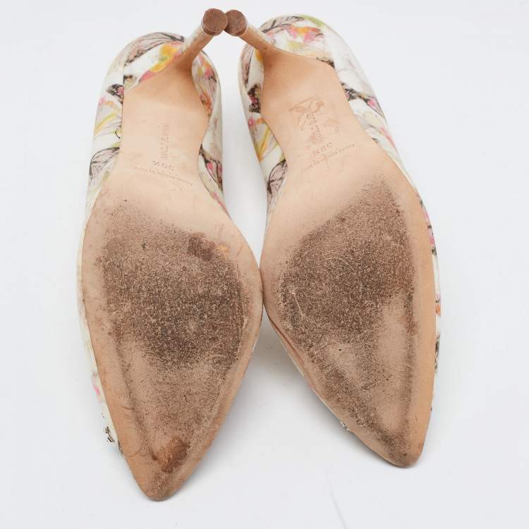 Pre Owned Manolo Blahnik Multicolor Butterfly Print Fabric Hangisi Pumps Size 39.5