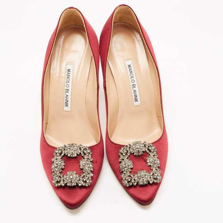 Pre Owned Manolo Blahnik Burgundy Satin Hangisi Pumps Size 37