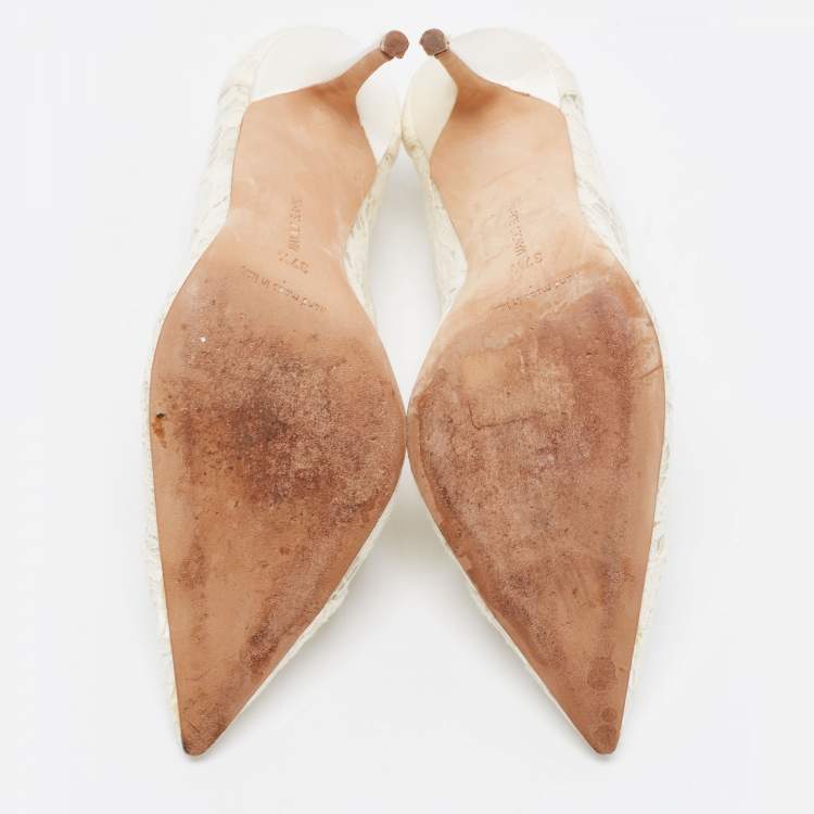 مملوكة مسبقًا Manolo Blahnik White Lace and Net Borlak Pumps Size 37.5