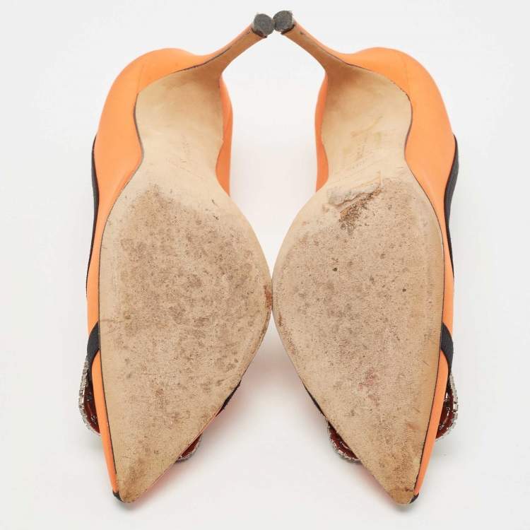 Pre Owned Manolo Blahnik Orange Fabric Gotrian Crystal Embellished Pumps Size 38.5
