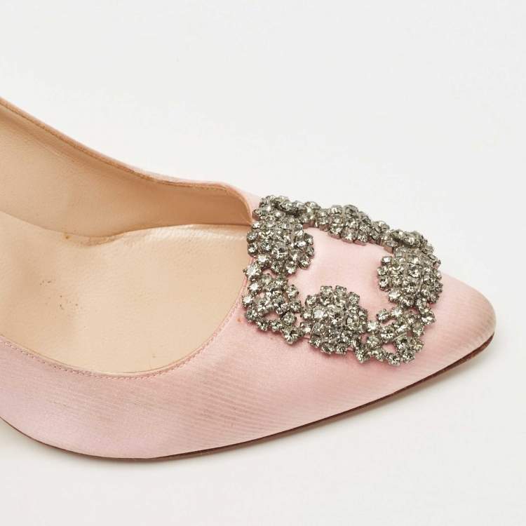 Pre Owned Manolo Blahnik Pink Satin Hangisi Pumps Size 38