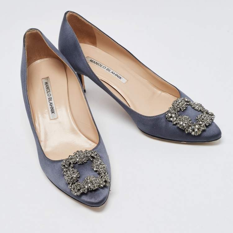 Pre Owned Manolo Blahnik Navy Blue Satin Hangisi  Pumps Size 37