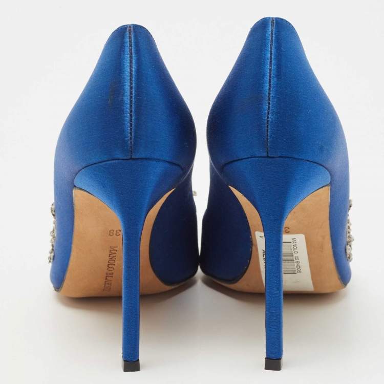 مملوكة مسبقًا Manolo Blahnik Blue Satin Embellished Swan Pumps Size 38