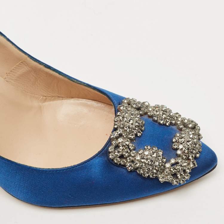 Pre Owned Manolo Blahnik Blue Satin Hangisi Pumps Size 37