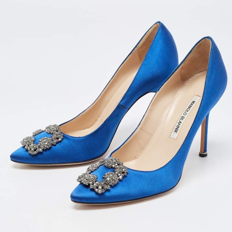 Pre Owned Manolo Blahnik Blue Satin Hangisi Crystal Embellished Pointed Toe Pumps Size 39.5