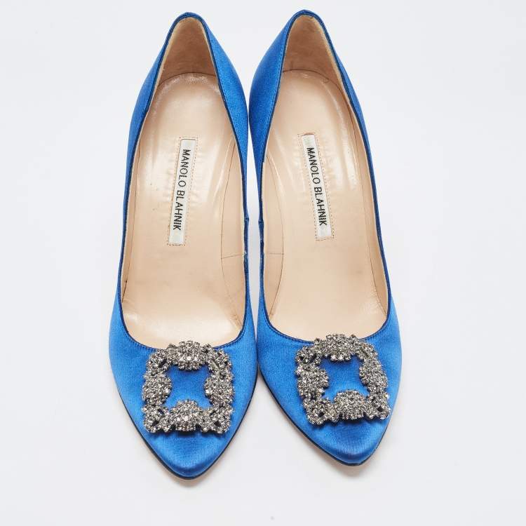 Pre Owned Manolo Blahnik Blue Satin Hangisi Crystal Embellished Pointed Toe Pumps Size 39.5
