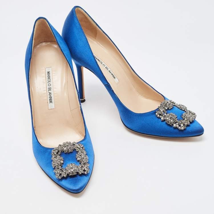Pre Owned Manolo Blahnik Blue Satin Hangisi Crystal Embellished Pointed Toe Pumps Size 39.5