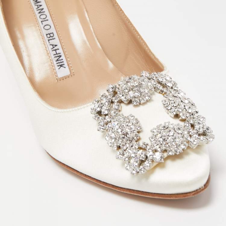 Pre Owned Manolo Blahnik White Satin Hangisi  Pumps Size 36.5