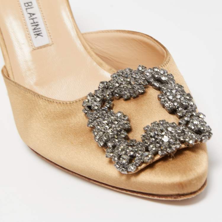 Pre Owned Manolo Blahnik Beige Satin Hangisi Sandals Size 36.5