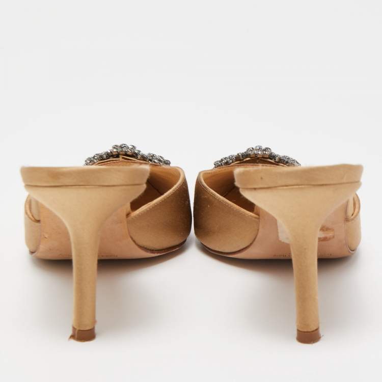 Pre Owned Manolo Blahnik Beige Satin Hangisi Sandals Size 36.5