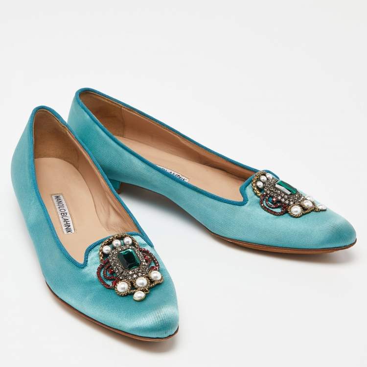 مملوكة مسبقًا Manolo Blahnik Turquoise Satin Embellished Ballet Flats Size 38