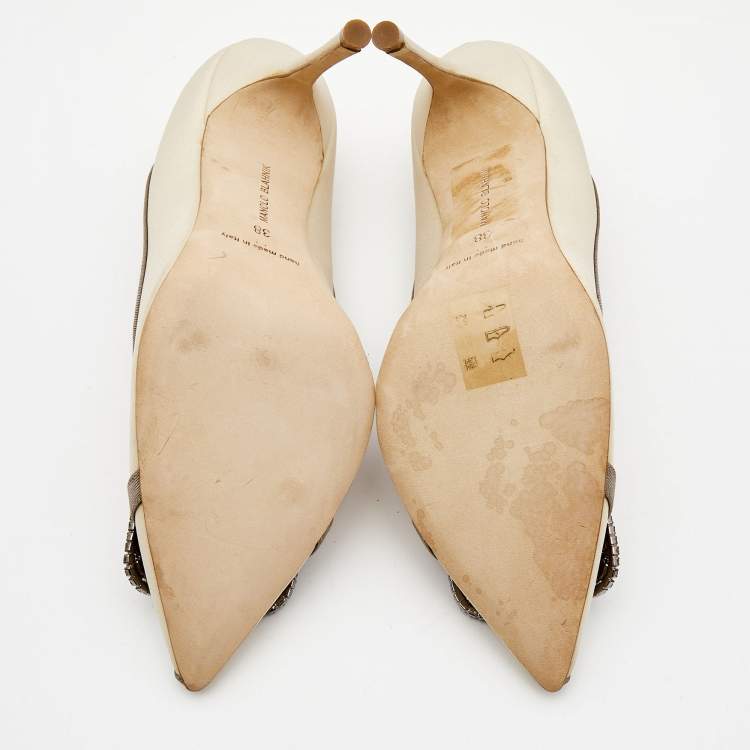 Pre Owned Manolo Blahnik Creme Fabric Gotrian Crystals Embellished Pumps Size 38