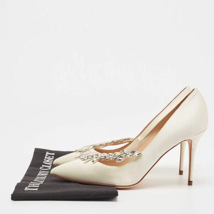 Pre Owned Manolo Blahnik White Satin Nadira Pumps Size 38
