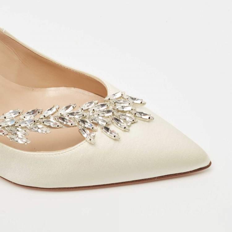 Pre Owned Manolo Blahnik White Satin Nadira Pumps Size 38