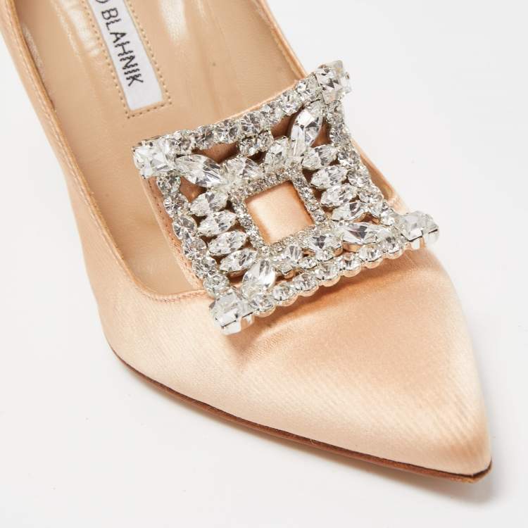 Pre Owned Manolo Blahnik Beige Satin Borlak Pointed Toe Pumps Size 37.5