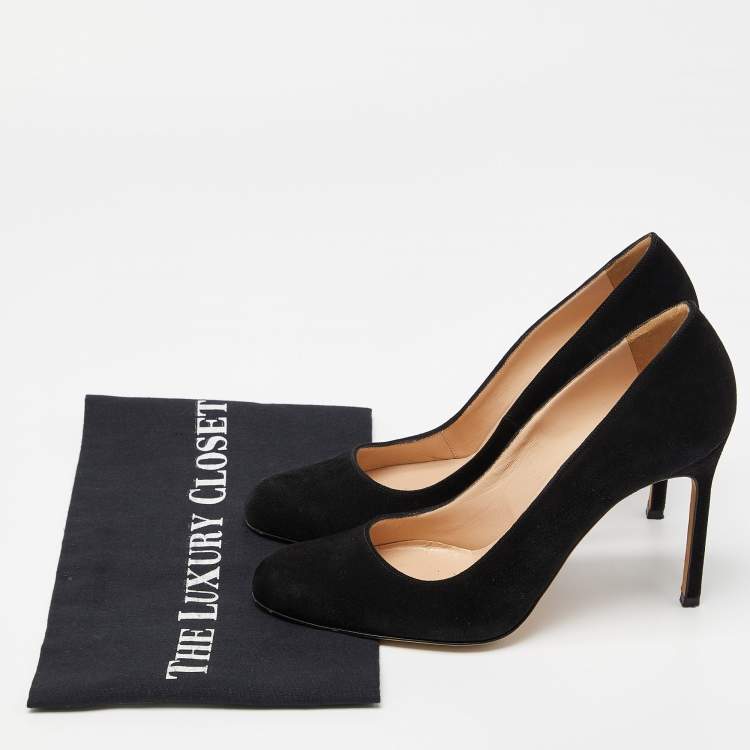 Pre Owned Manolo Blahnik Black Suede Round Toe Pumps Size 36.5
