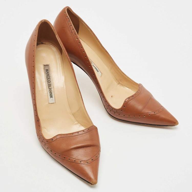 Pre Owned Manolo Blahnik Brown Leather Perforated Pumps Size 39