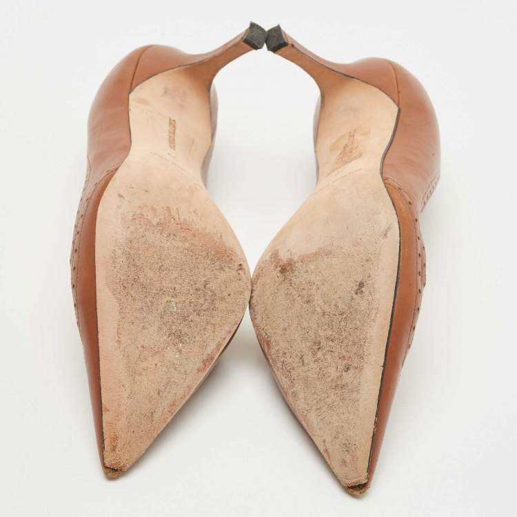 Pre Owned Manolo Blahnik Brown Leather Perforated Pumps Size 39