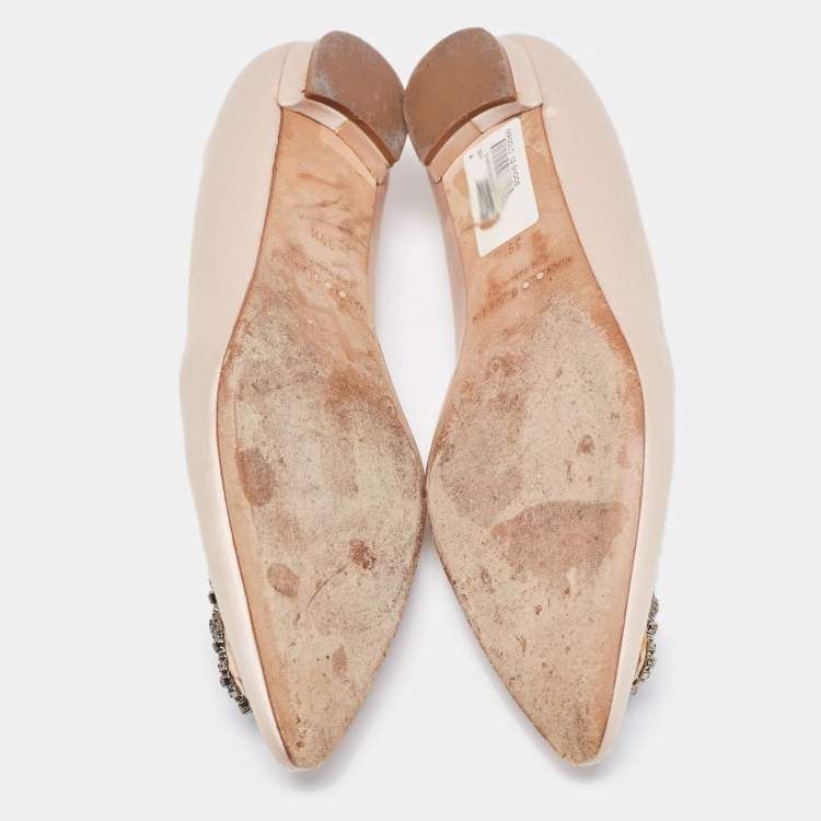 مملوكة مسبقًا Manolo Blahnik Beige Satin Hangisi Ballet Flats Size 39.5
