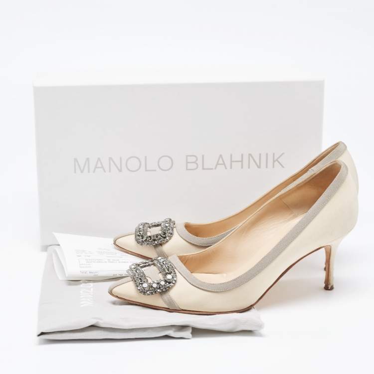 Pre Owned Manolo Blahnik Cream/Grey Satin Gotrian Crystals Pumps Size  37.5