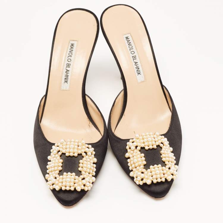 Pre Owned Manolo Blahnik Black Satin Hangisi Mules Size 37.5