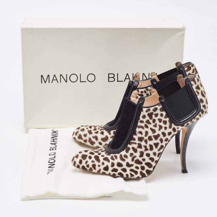 Pre Owned Manolo Blahnik Tricolor Animal Print Calf Hair and Leather Ankle Booties Size 37.5