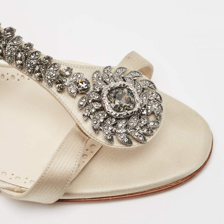 Pre Owned Manolo Blahnik Cream/Off-White Satin and Leather Eridania Sandals Size 39