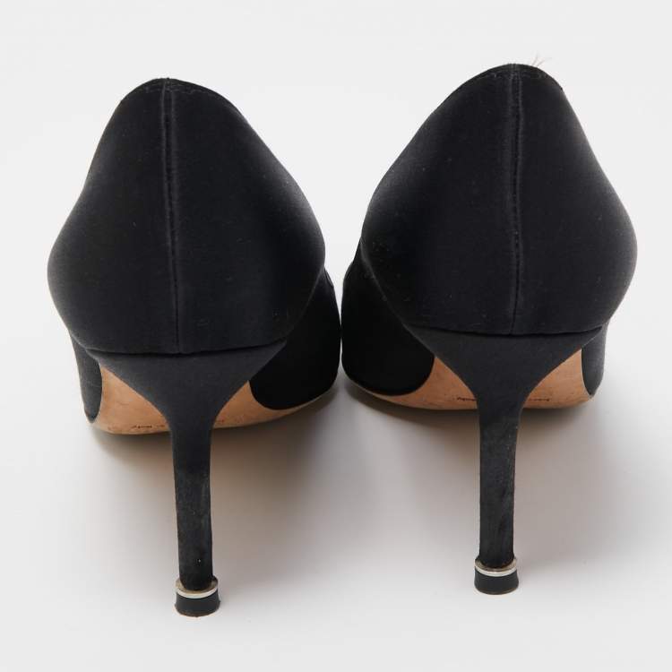 Pre Owned Manolo Blahnik Black Satin Hangisi Pumps Size 38.5
