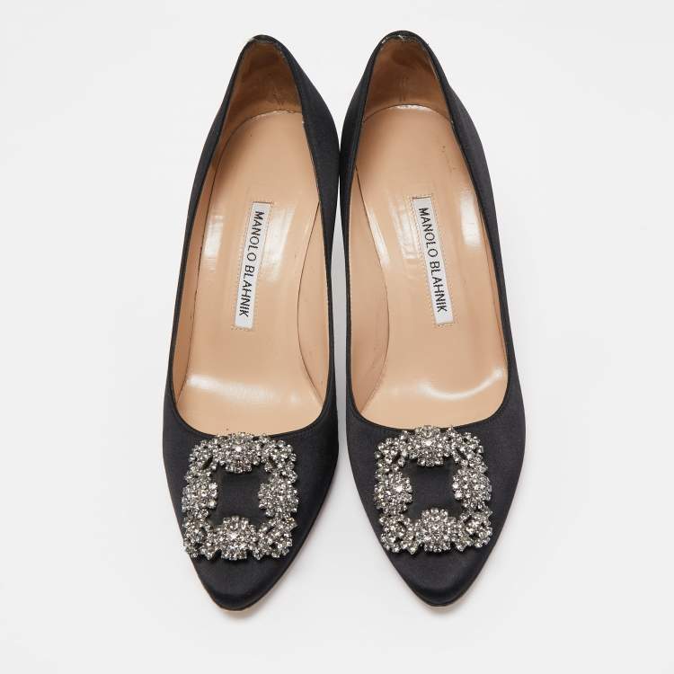 Pre Owned Manolo Blahnik Black Satin Hangisi Pumps Size 38.5