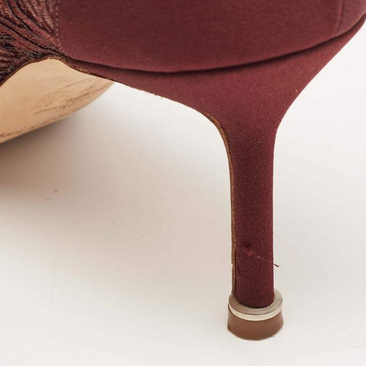 Pre Owned Manolo Blahnik Burgundy Lace and Mesh Hangisi Pointed Toe Pumps Size 36
