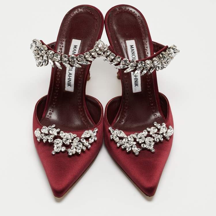 Pre Owned Manolo Blahnik Burgundy Satin Crystal Embellished Lurum Mules Size 38