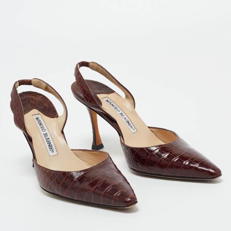 Pre Owned Manolo Blahnik Brown Croc Embossed Leather Slingback Pumps Size 35.5