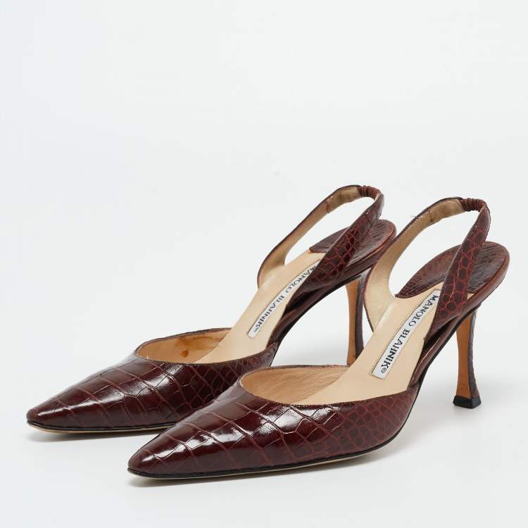 Pre Owned Manolo Blahnik Brown Croc Embossed Leather Slingback Pumps Size 35.5